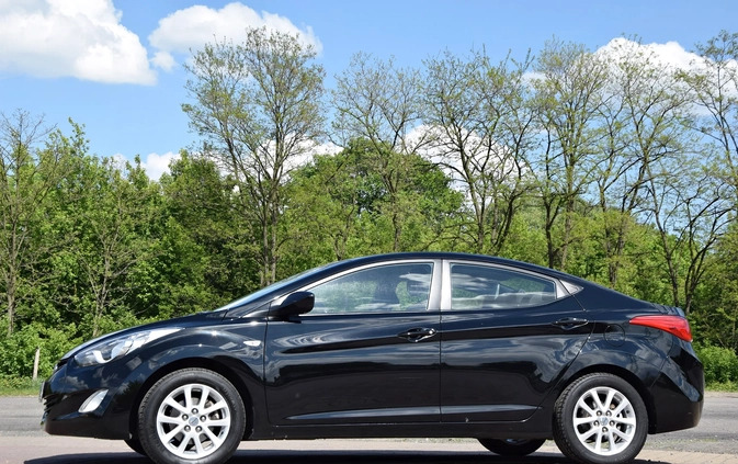 Hyundai Elantra cena 29900 przebieg: 142000, rok produkcji 2011 z Węgorzewo małe 631